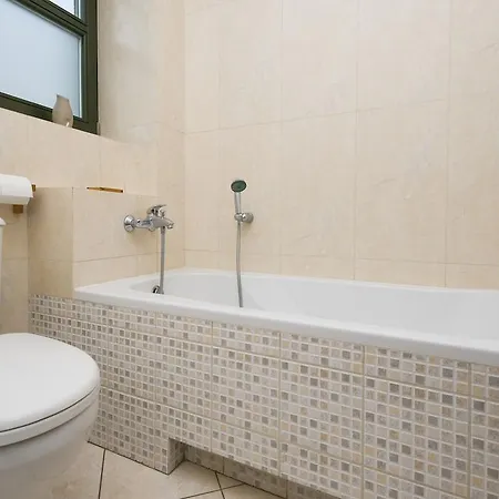 Apartment Haffnera 10